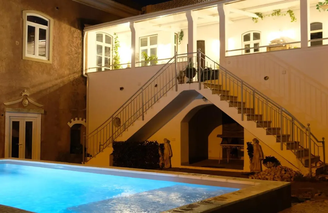 Casa Das Amendoeiras-1